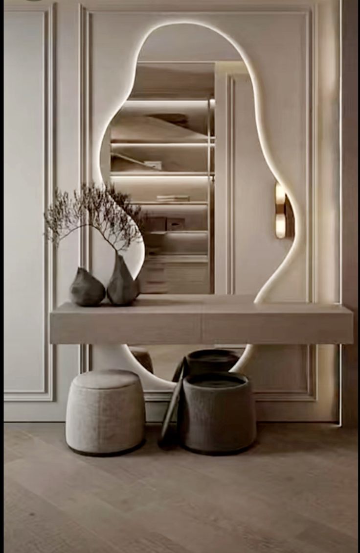 Espelho em Formato Orgânico: Design Inovador e Fluidez - ideia