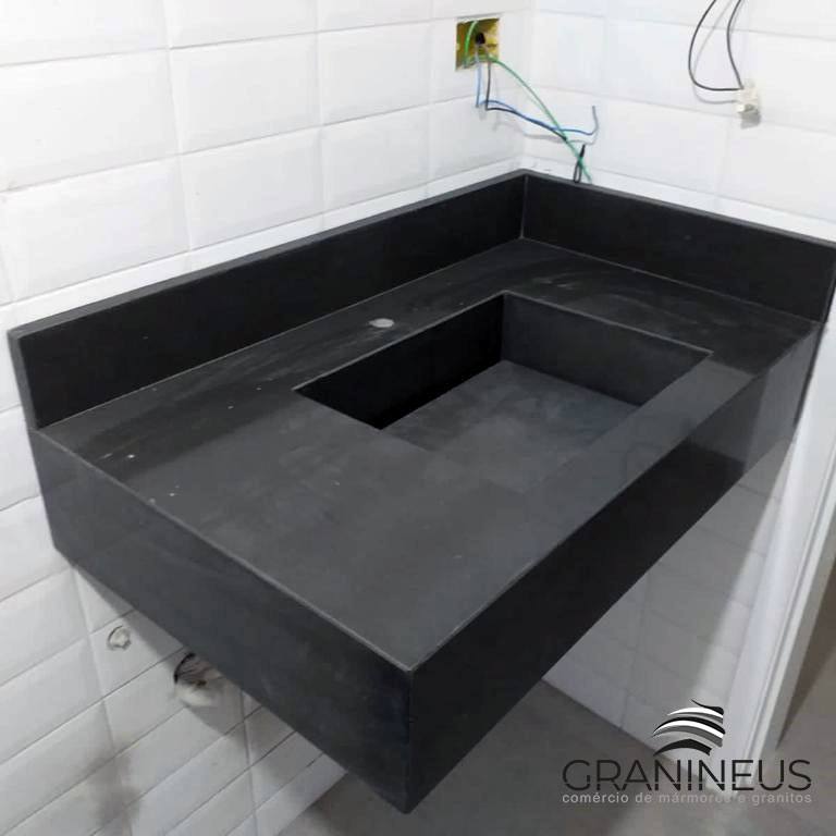 Lavabos com Cubas Esculpidas em Granito Polido: Luxo e Personalidade - ideia