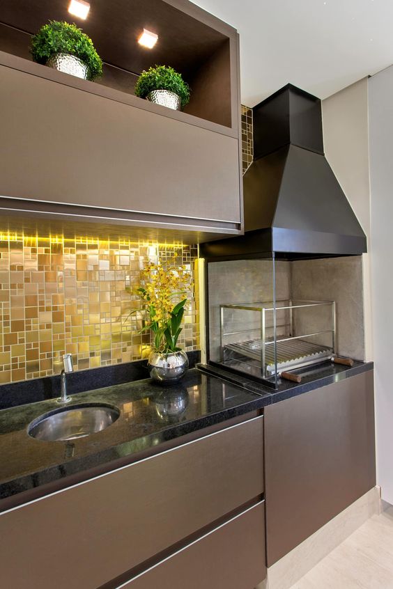 Reforma Charmosa com Pastilhas Adesivas e Nichos - inspiração