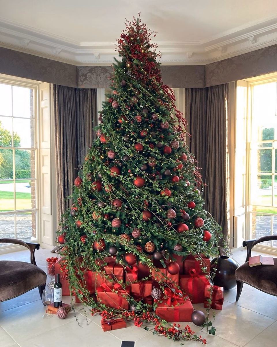 Renda Delicada: Detalhes Românticos e Elegantes Para Sua Árvore de Natal! - inspiração