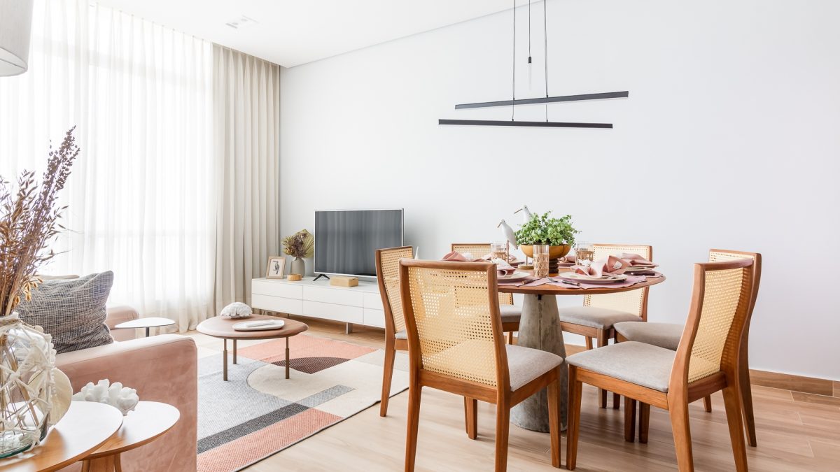 Mesa de Jantar com Iluminação Embutida: Atmosfera Aconchegante para Refeições Memoráveis - detalhe