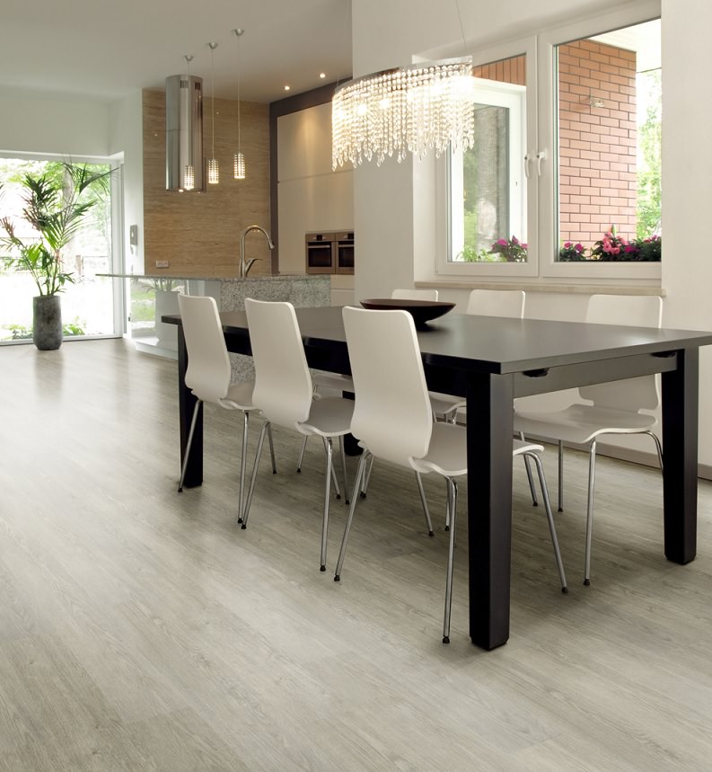 Piso Vinílico em Cozinha Pequena: Conforto e Praticidade - ideia