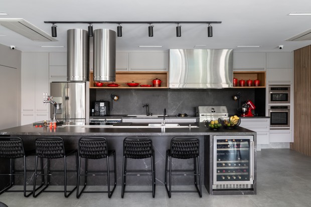 Ilhas Multifuncionais com Adega Climatizada: Para os Amantes do Vinho e da Boa Gastronomia - ideia