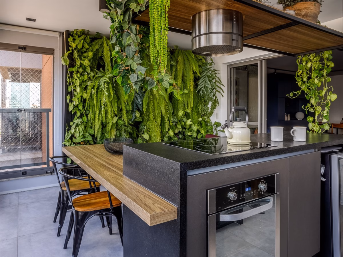 Cozinha com Jardim Vertical: Trazendo a Natureza para Dentro de Casa - ideia