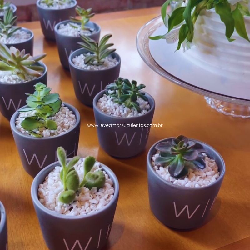 Vasos Customizados com Decoupage: Personalização e Charme - ideia