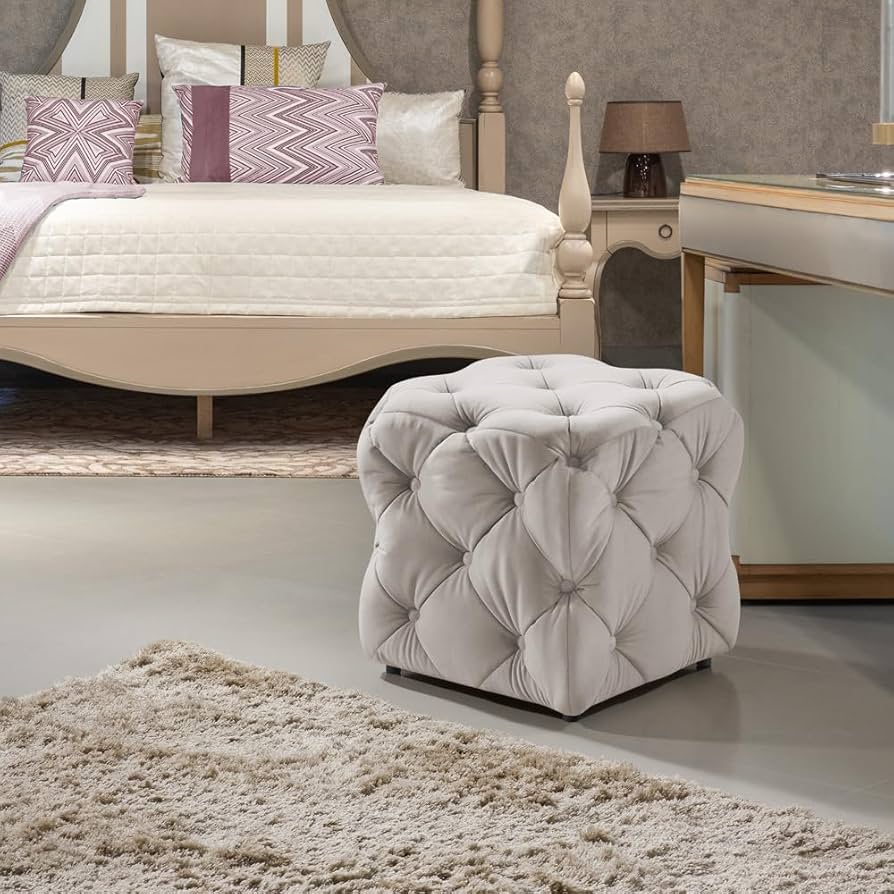 Puff Capitonê: Charme Clássico e Conforto Exclusivo - ideia