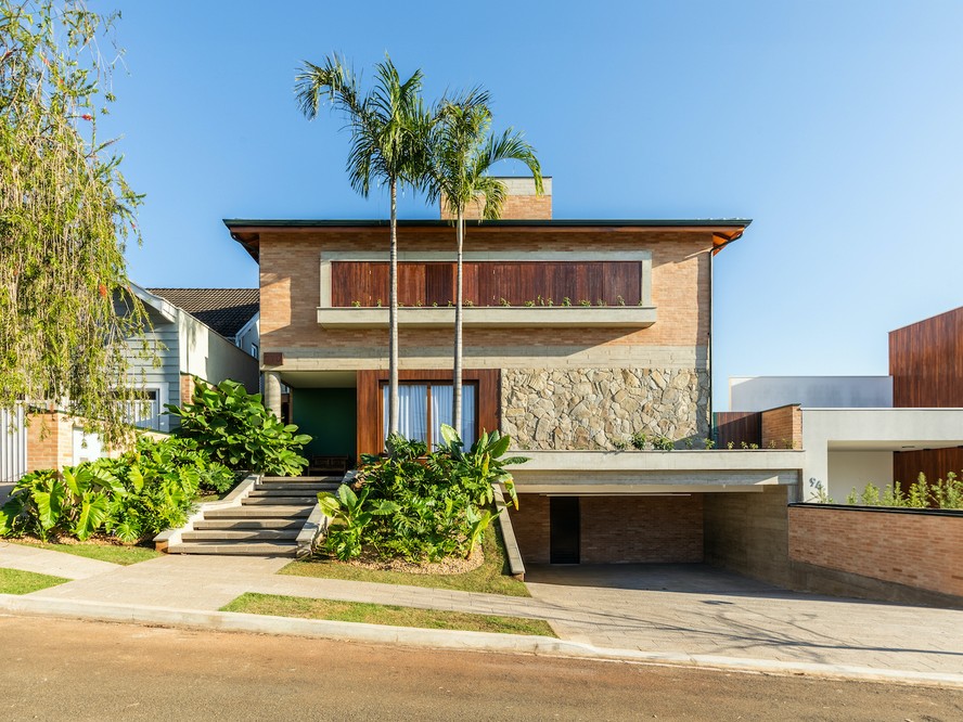 Com a Elegância Atemporal da Madeira - detalhe