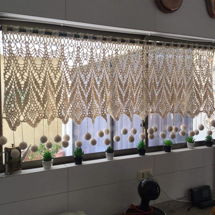 Com Barrado de Crochê: Toque Artesanal e Aconchegante - ideia