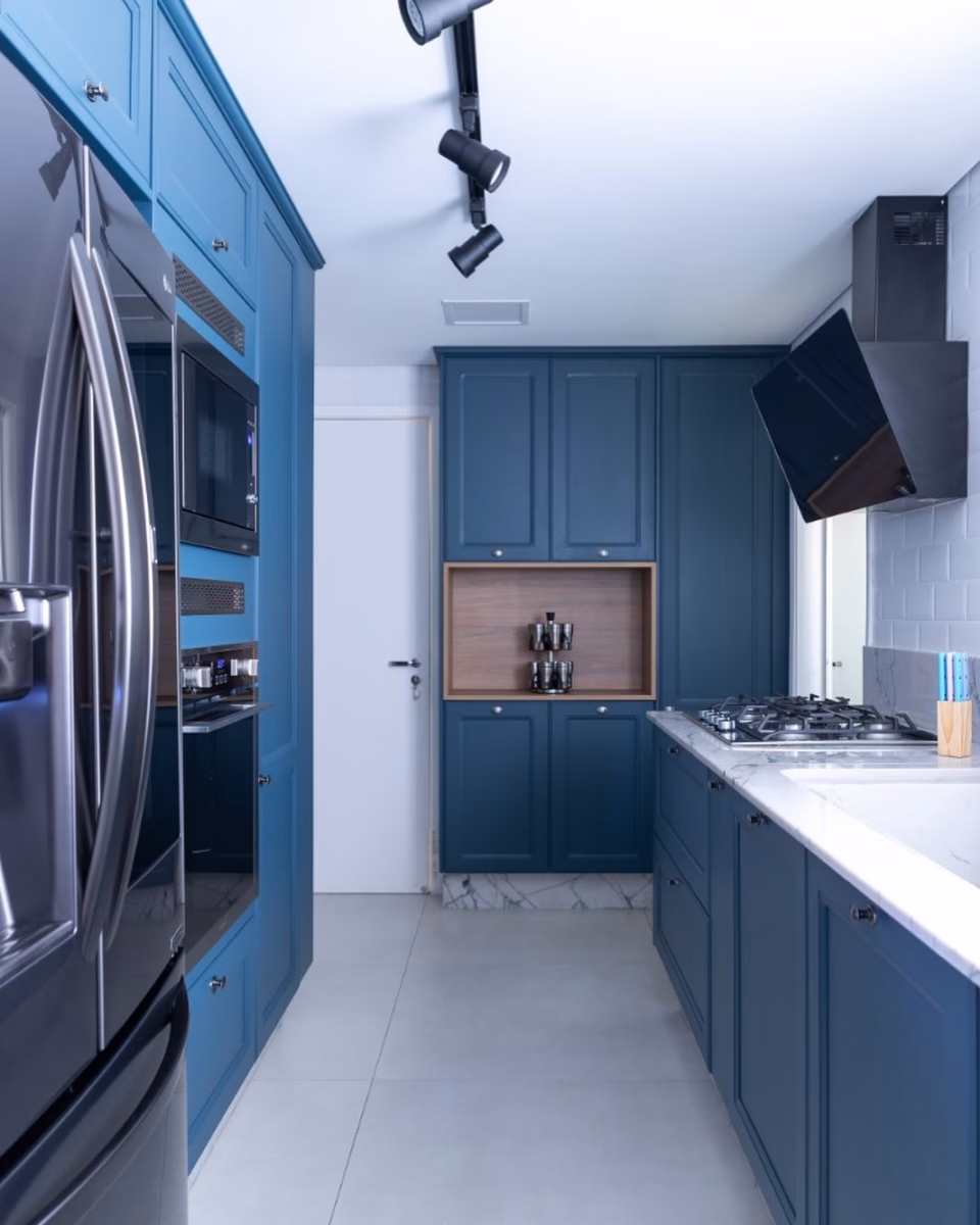 Industrial Chic: Azul Petróleo, Cimento Queimado e Aço Inox - inspiração