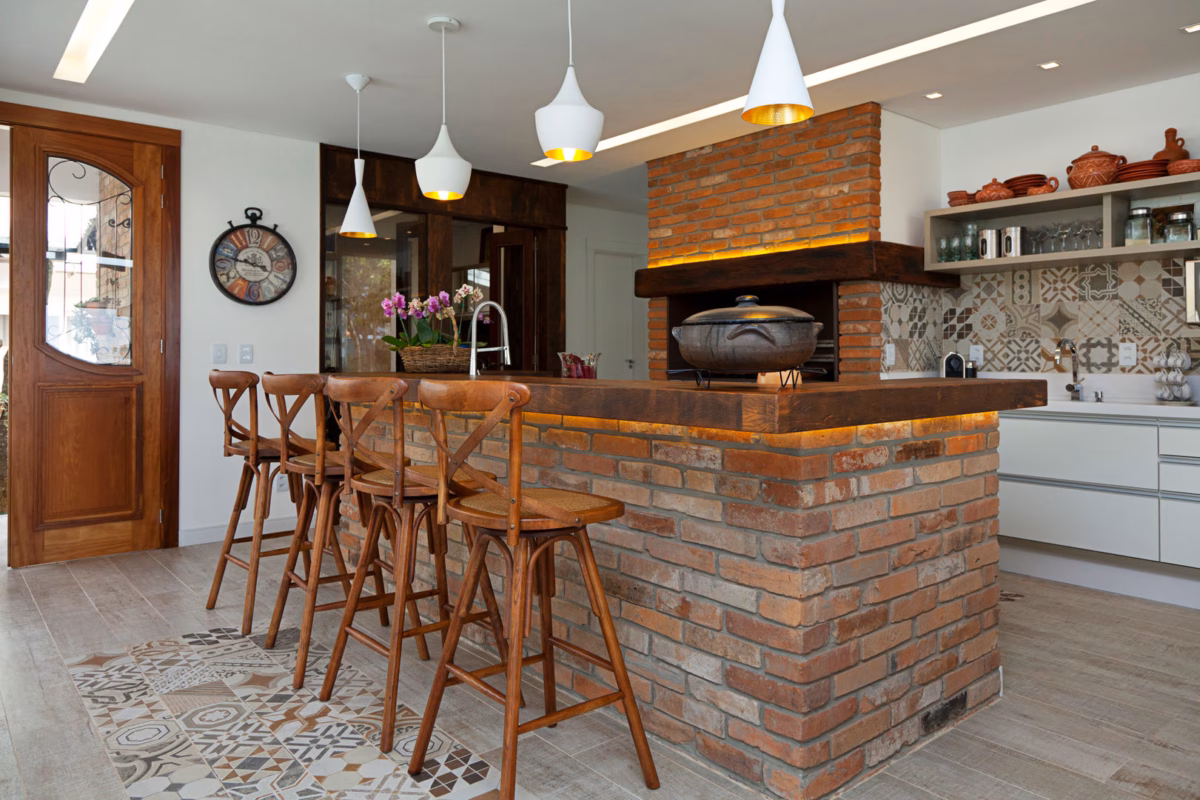 Cozinha Rústica com Detalhes em Tijolo Aparente: Aconchego Total - detalhe