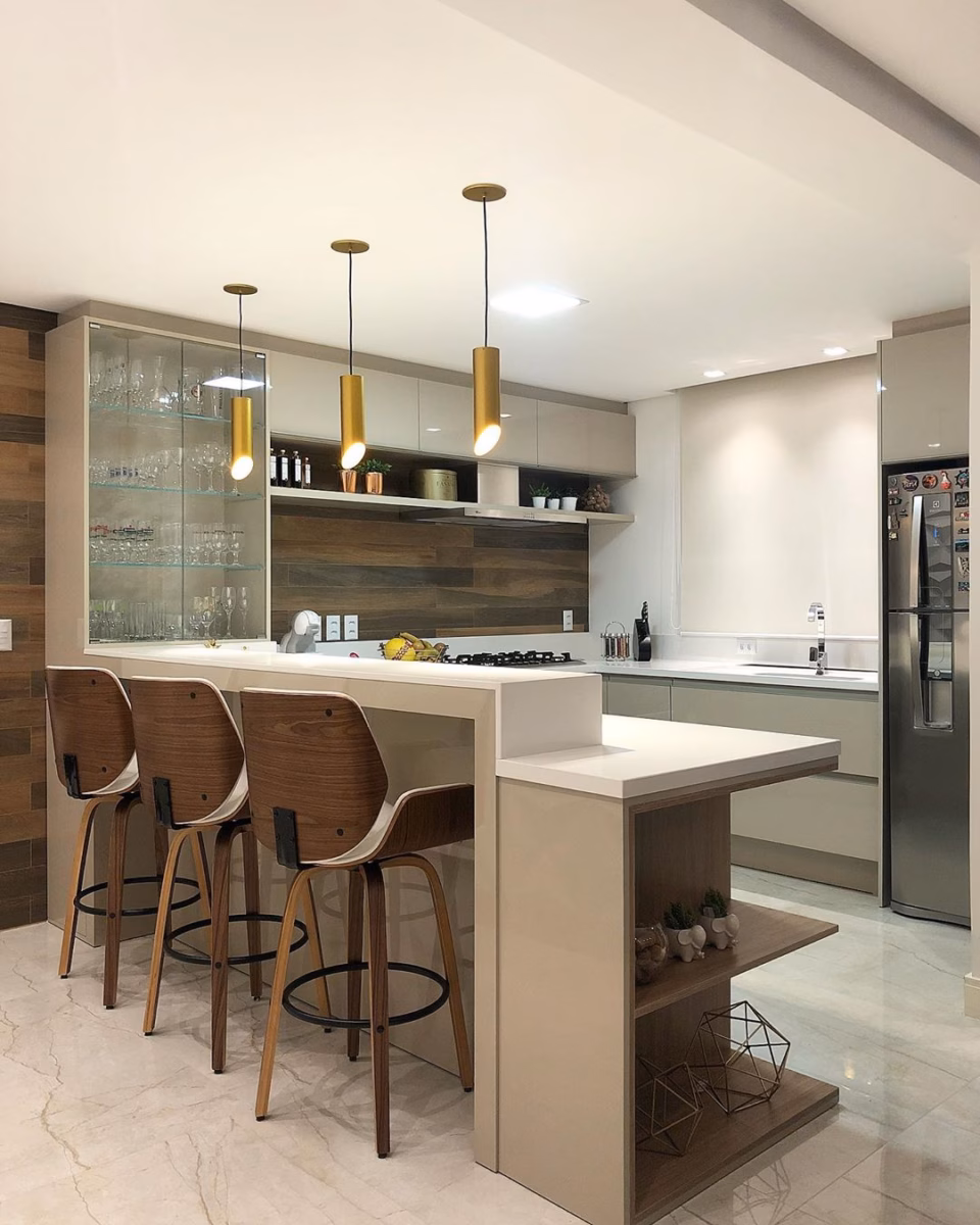 Cozinha Planejada Pequena com Revestimento 3D Texturizado - ideia