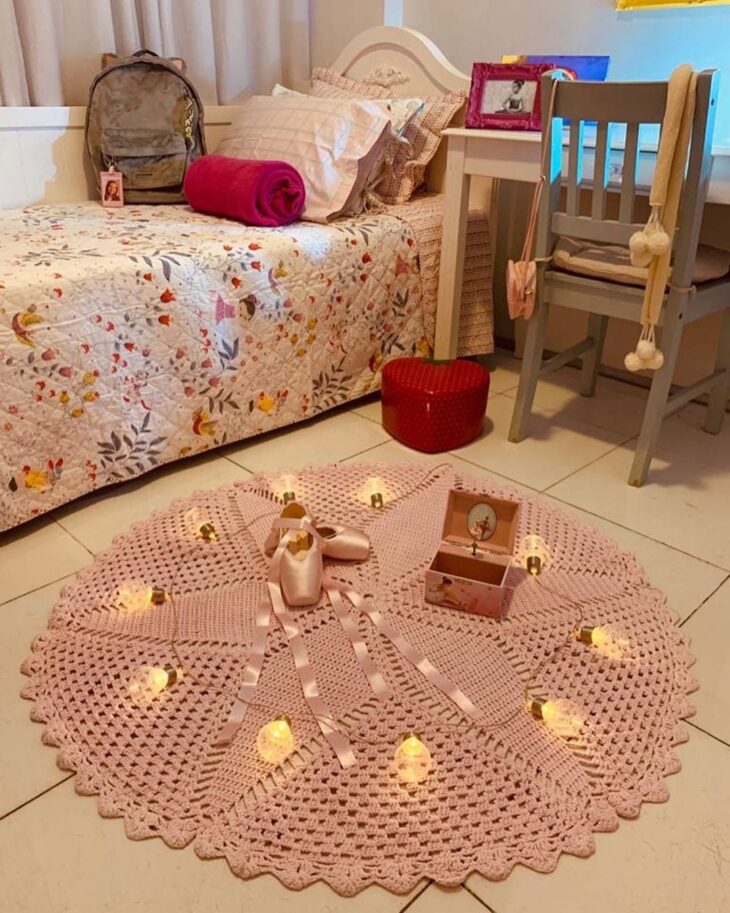 Quarto Infantil Aconchegante com Decoração em Crochê - ideia