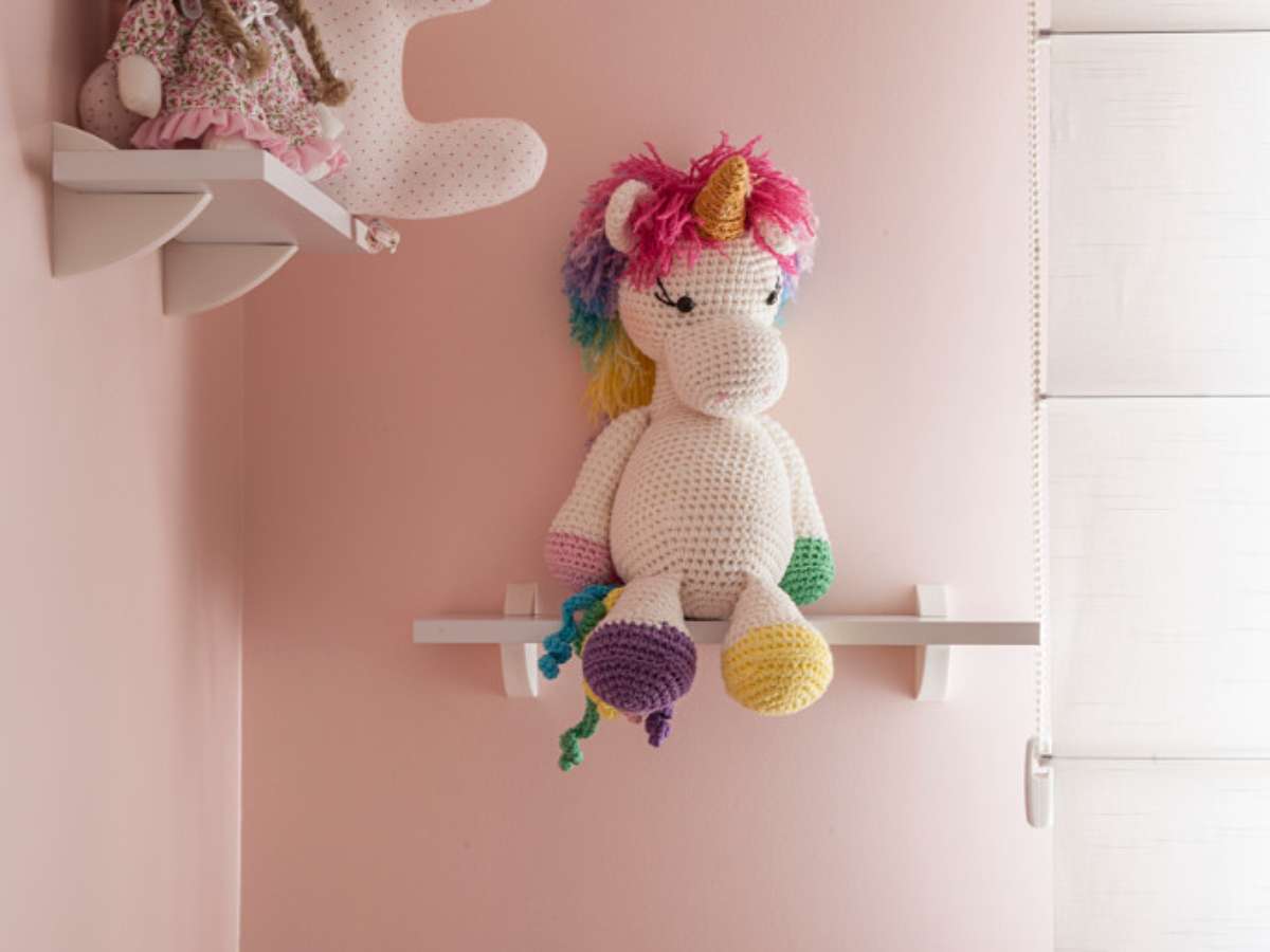 Quarto Infantil Aconchegante com Decoração em Crochê: Um Toque Artesanal e Afetivo - ideia