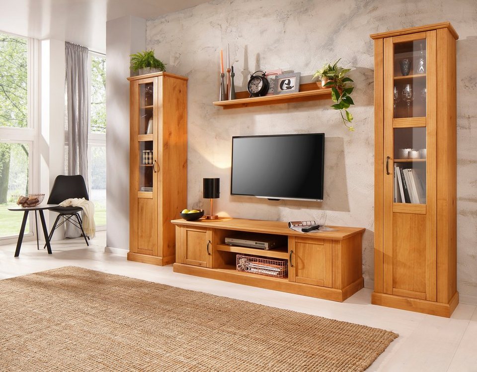 Aconchego Natural: Sala de Estar com Móveis de Madeira Rústica - detalhe