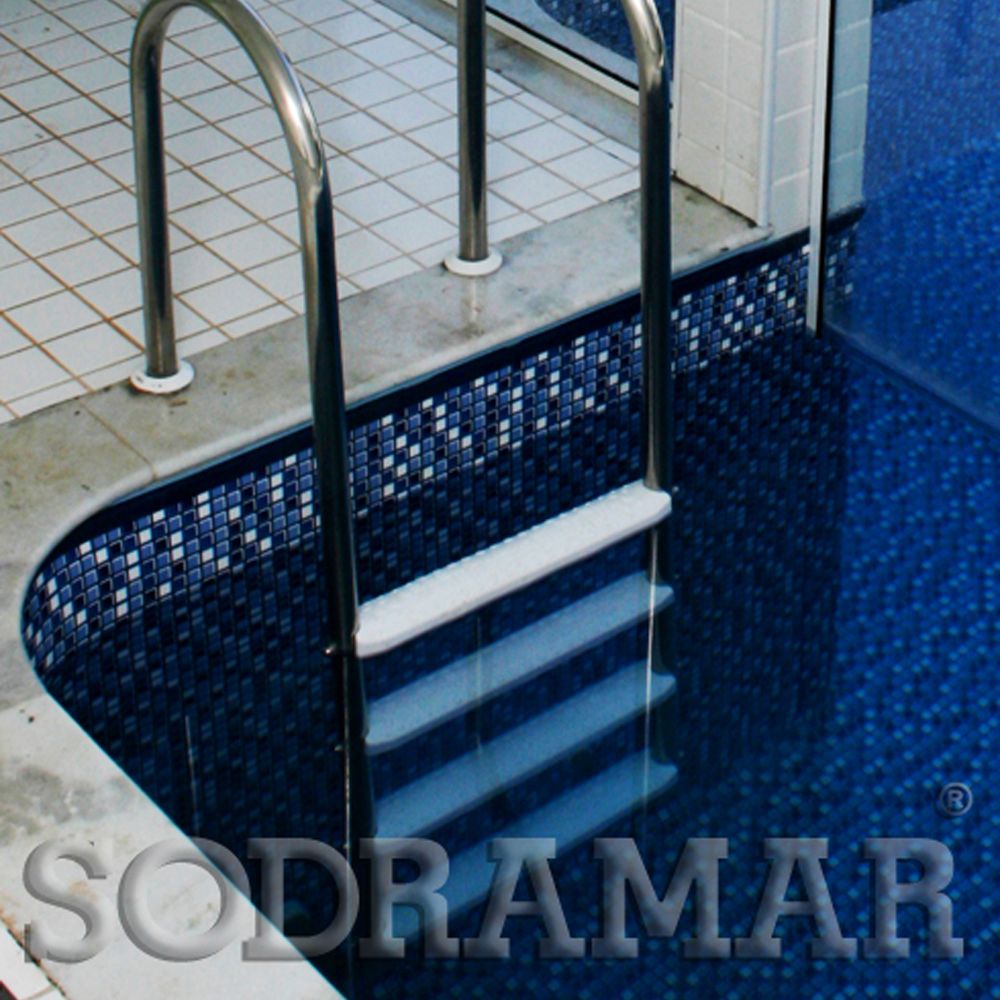 Escada Marinheiro com Degraus Antiderrapantes Coloridos: Segurança e Estilo! - ideia