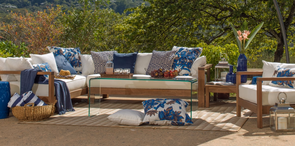 Com Almofadas Coloridas e Temáticas - detalhe