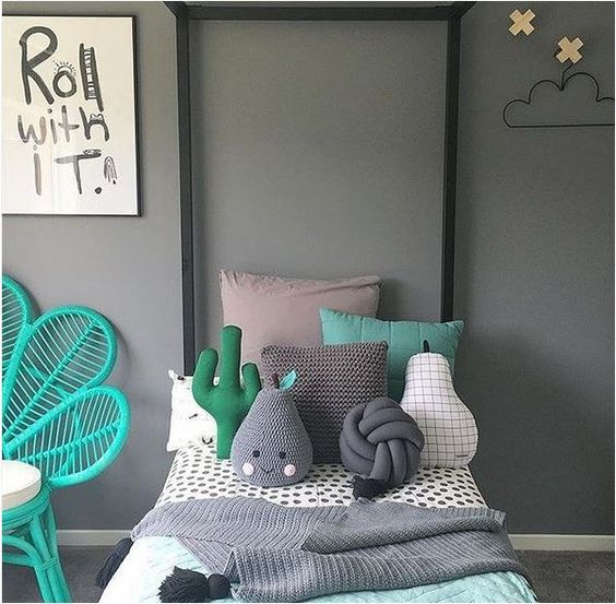 Quarto de Bebê Aconchegante com Texturas de Tricô e Crochê - detalhe