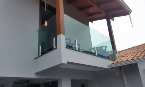 Viga Invertida Camuflada com Gesso: Integração Perfeita ao Teto - detalhe