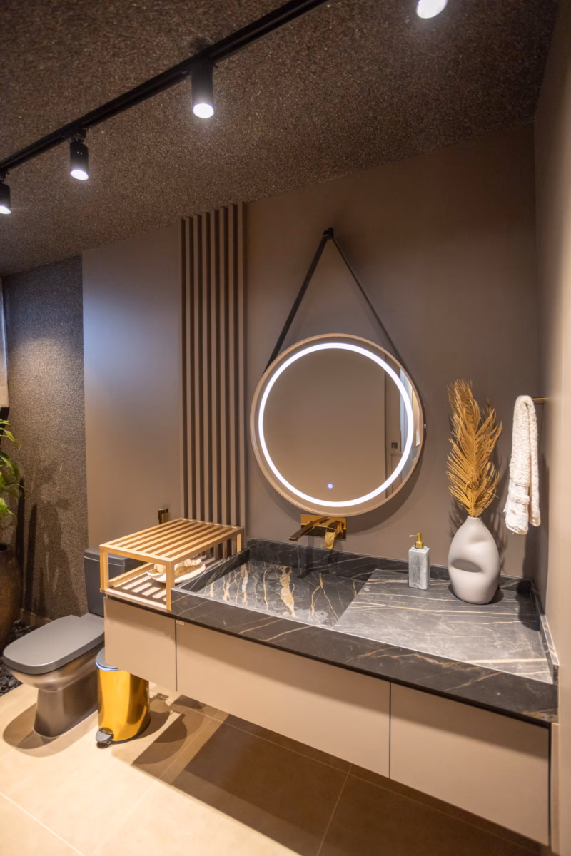 Banheiro Grande com Espelhos Amplos: Sensação de Amplitude - ideia