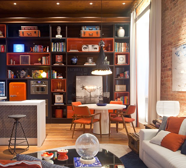 Estante Nichos Assimétricos: Uma Exposição de Arte - detalhe