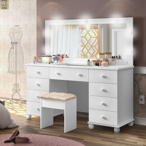 Penteadeira Camarim com Banqueta Estofada: Conforto e Estilo para Seus Momentos de Beleza - inspiração