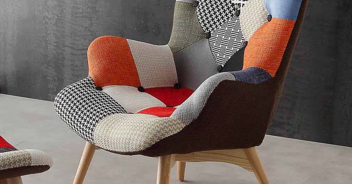 Poltrona Patchwork: Uma Explosão de Cores e Texturas Cheia de Vida - detalhe