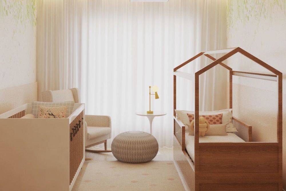Quarto de Bebê Pequeno com Móbiles e Acessórios Suspensos - detalhe
