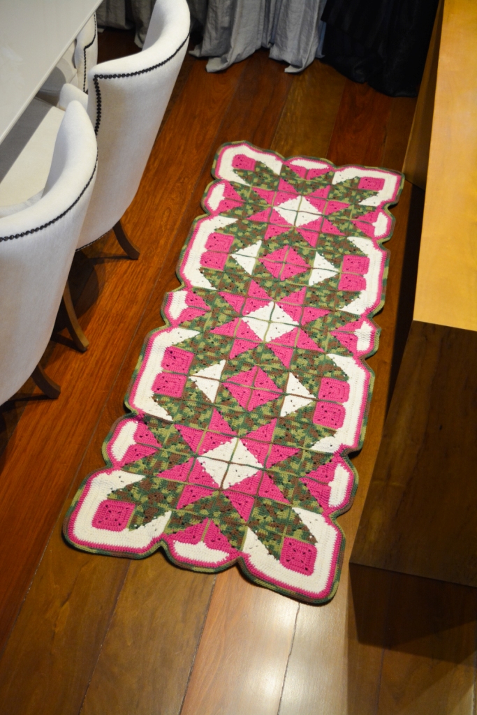 Originalidade Criativa: Tapete Patchwork Colorido Feito à Mão - detalhe