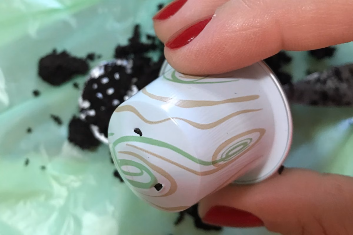 Mini Vasos em Cápsulas de Café: Sustentabilidade com Estilo - detalhe