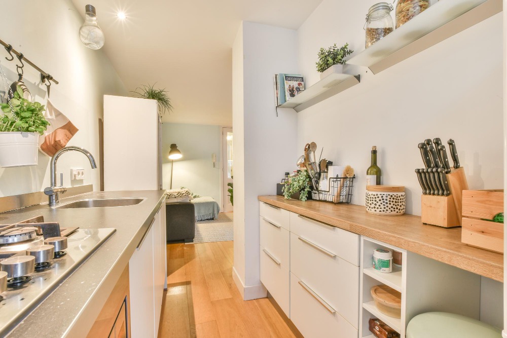 Tons Pastel e Utensílios à Mostra: Delicadeza e Organização - ideia