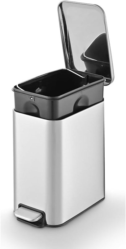 Lixeira Compacta para Pia: Ideal para Pequenos Espaços - ideia
