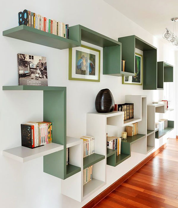 Corredor com Prateleiras e Nichos Decorativos - inspiração