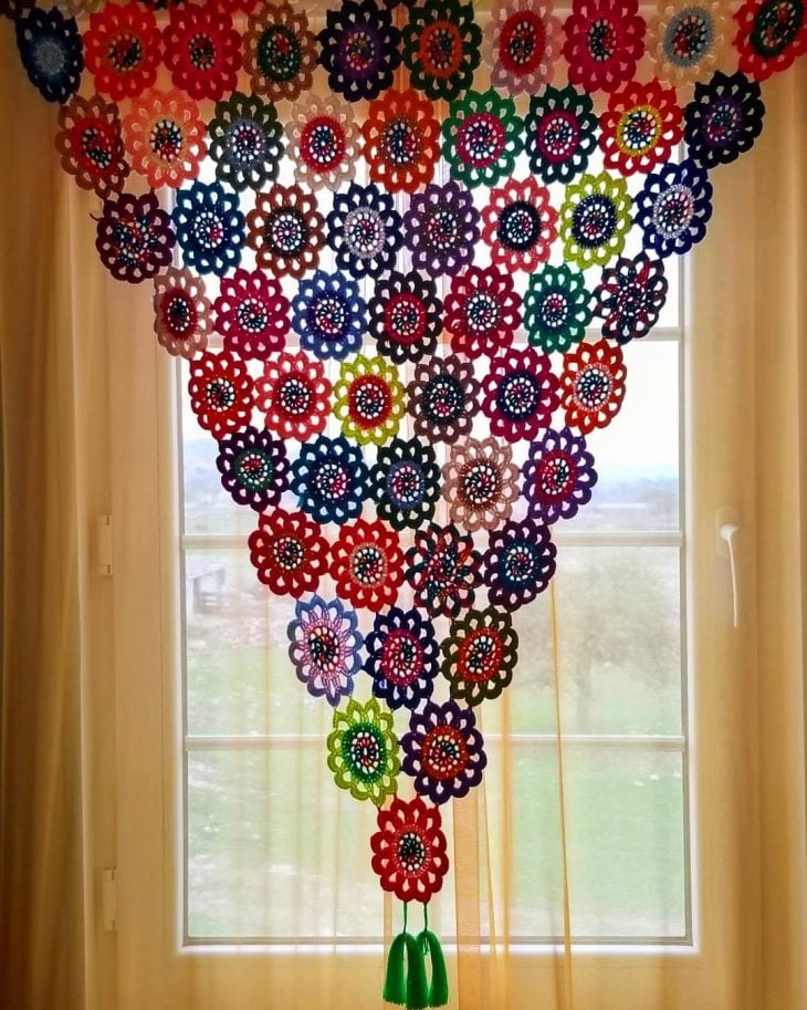 Cortinas de Crochê: Toque Artesanal e Nostálgico - detalhe