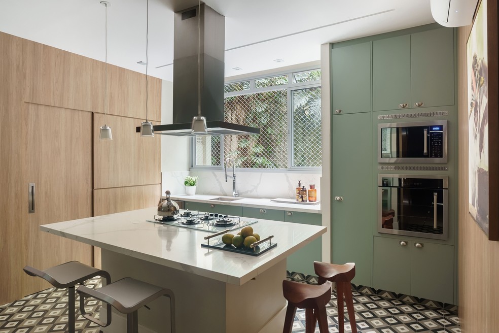 Charme Retrô: Cozinha Pequena Planejada Inspirada nos Anos 50 - inspiração