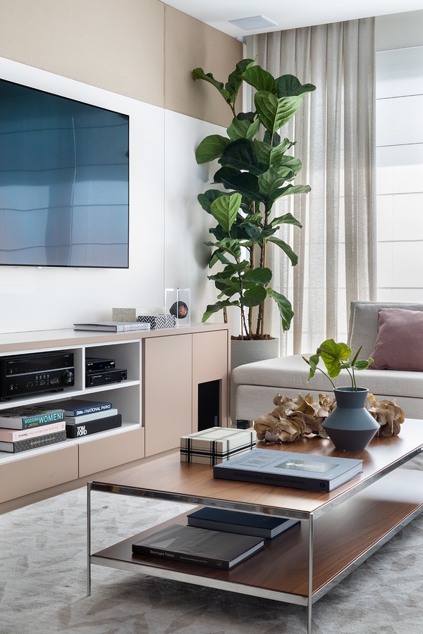 Mesa de Centro Com Temática de Viagem: Recordações e Estilo - inspiração