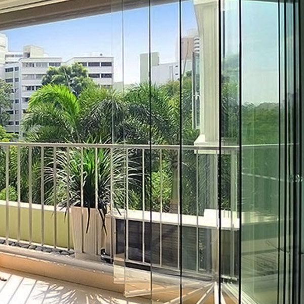 Com Cortinas Leves para Privacidade e Elegância - detalhe