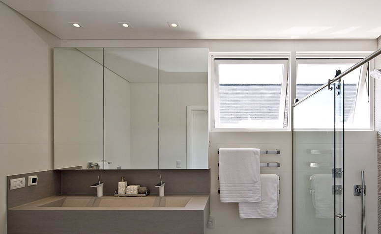 Armário de Banheiro com Espelho LED Embutido: Elegância e Funcionalidade! - ideia