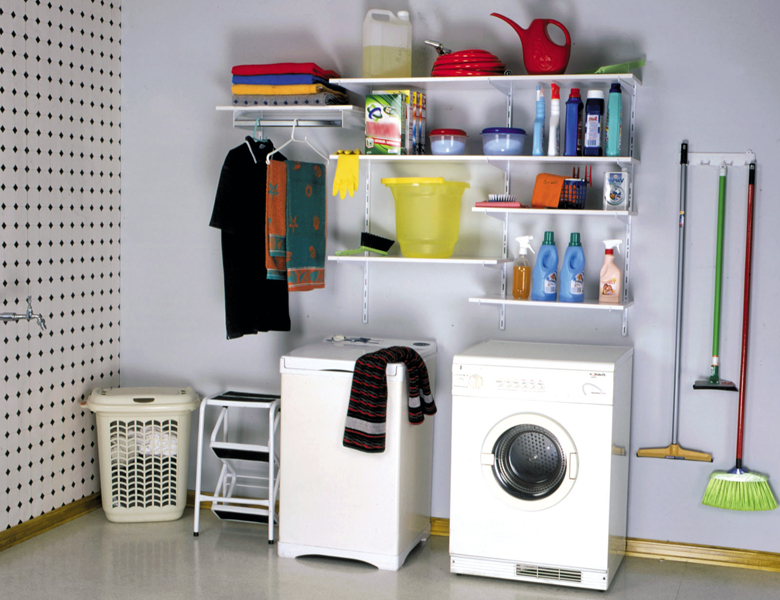 Lavanderia Multifuncional com Espaço para Home Office - inspiração