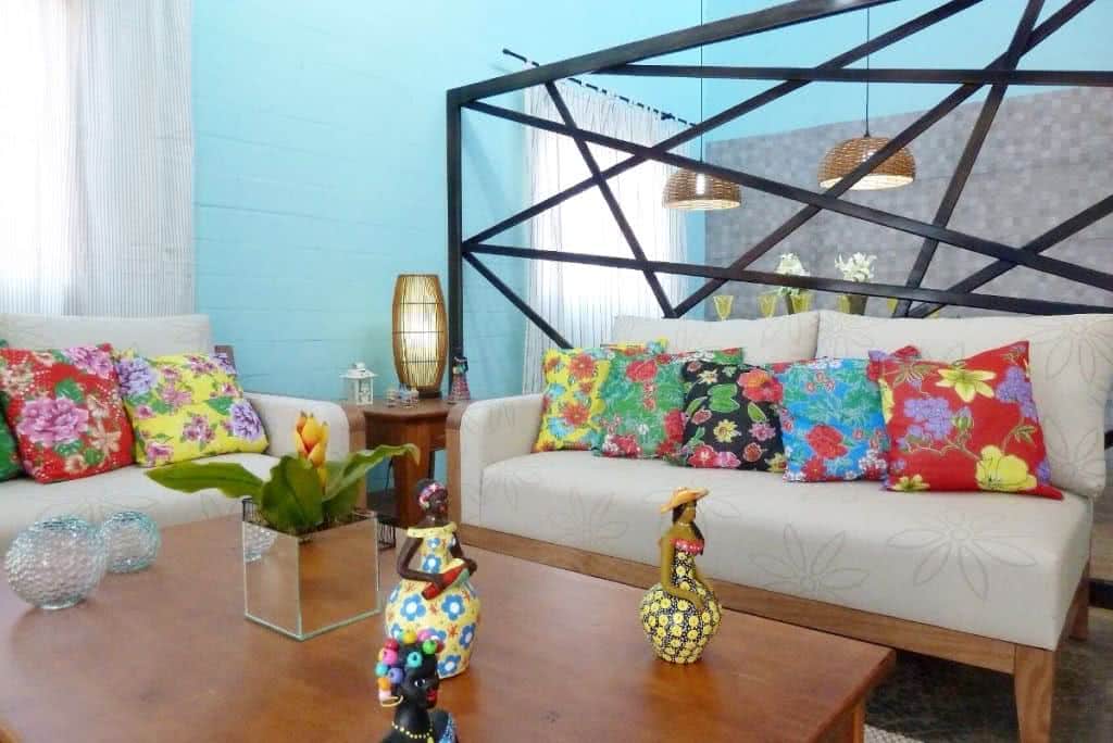 Decoração Charmosa com Tecido Chita: A Alegria Brasileira em Cada Detalhe - ideia