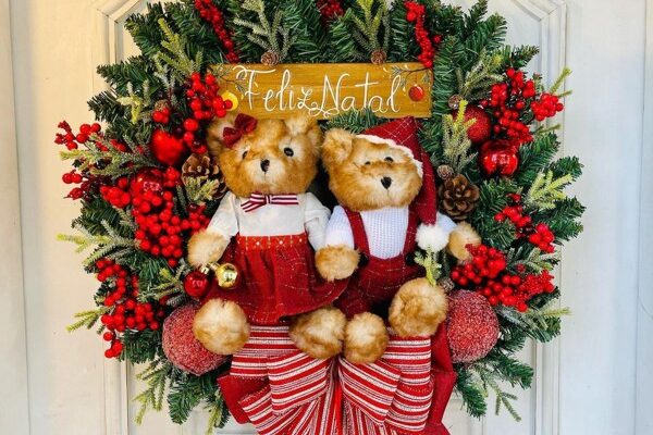 Guirlanda de Natal Super Charmosa Com Feltro Colorido: Um Toque Aconchegante! - ideia