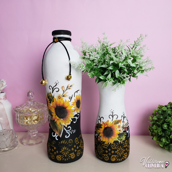 Garrafas Decoradas com Decoupage: Arte e Reutilização - detalhe