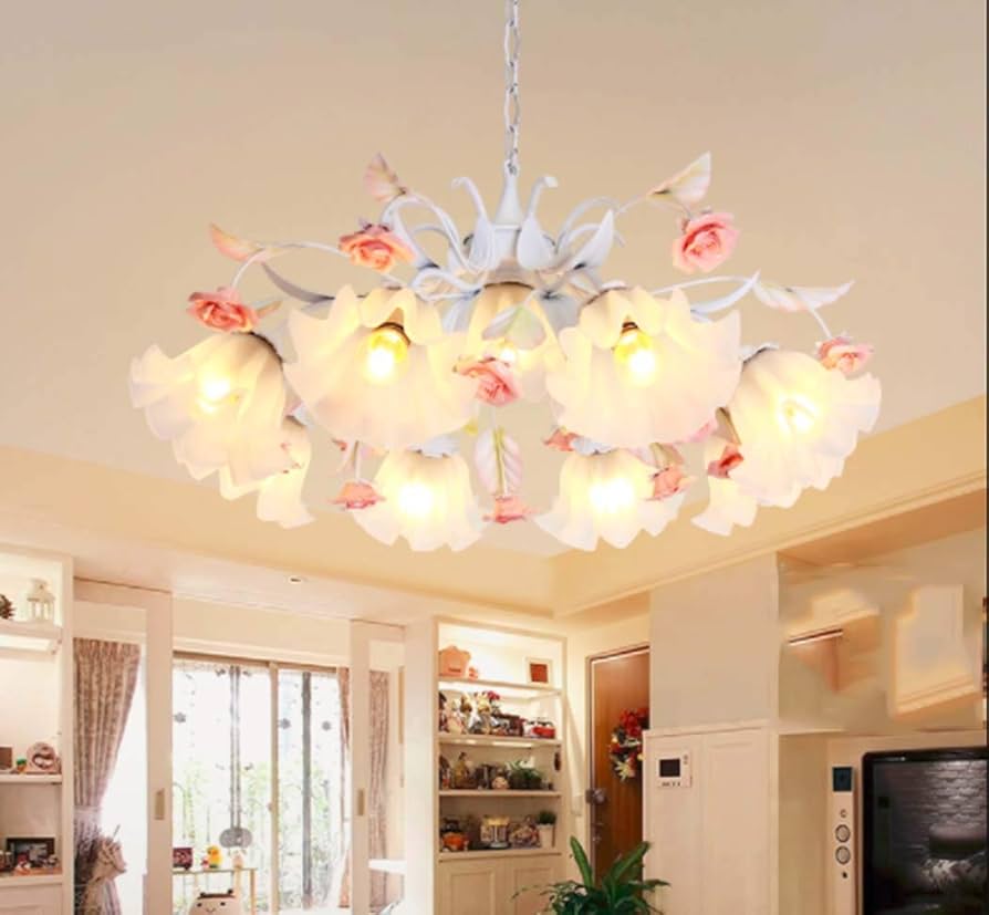 Luminárias com Cúpulas de Tecido Floral: Romantismo e Delicadeza - inspiração