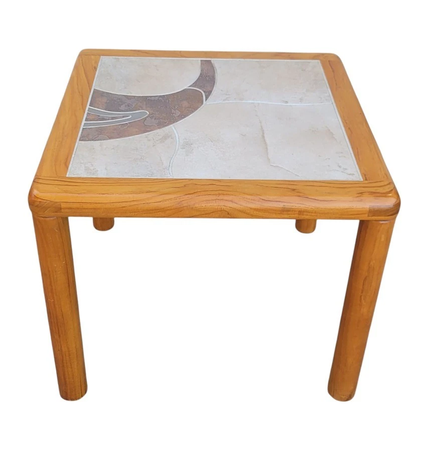 Mesa Lateral com Tampo de Azulejos Vintage - inspiração