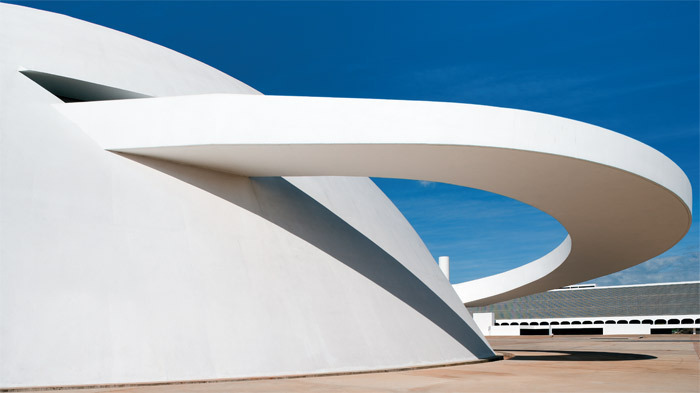 Branco Imaculado: A Pureza das Formas em Projetos Modernos - inspiração