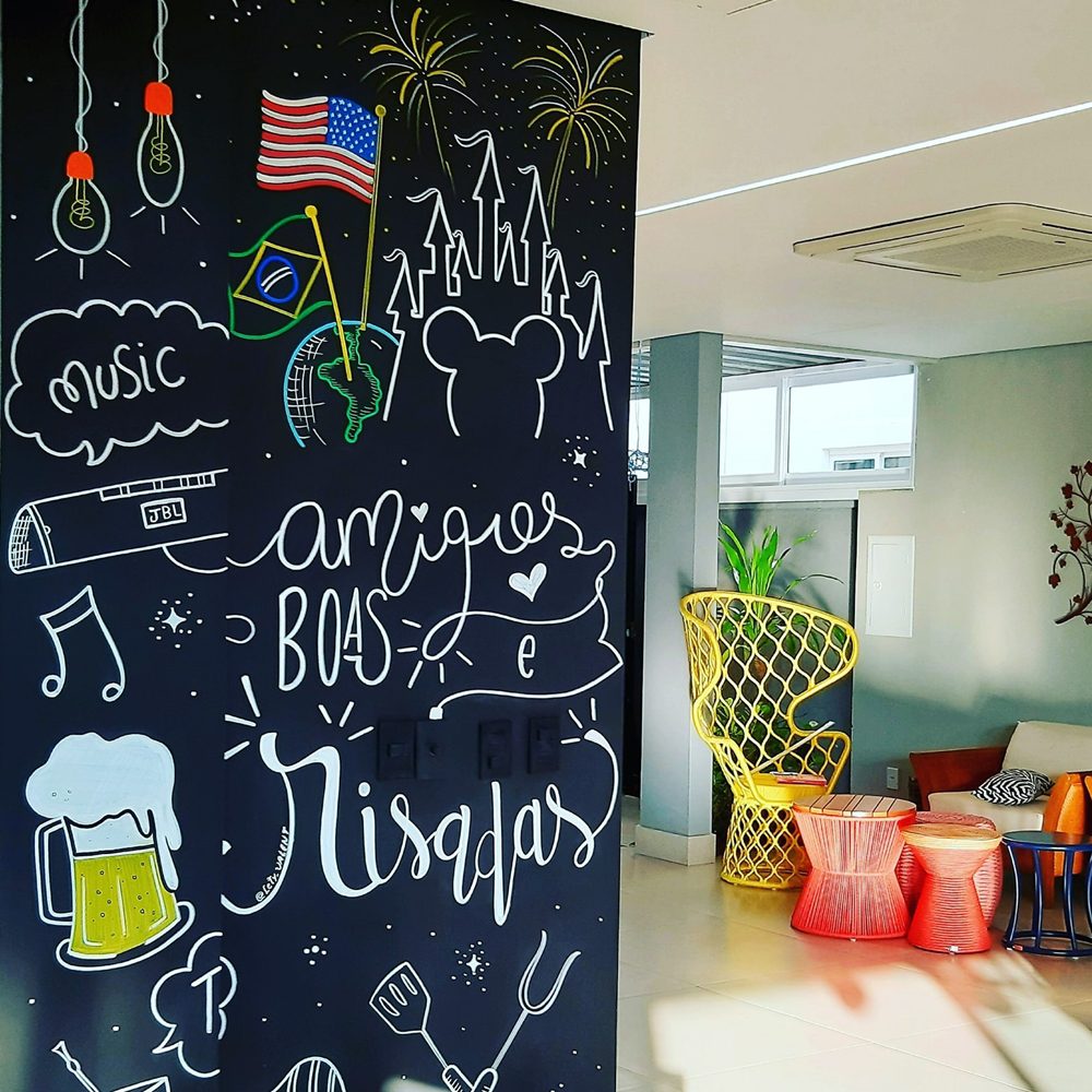 Lousa Total: Uma Parede Inteira para Soltar a Imaginação - ideia