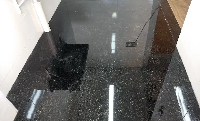 Porcelanato Líquido Preto Absoluto: Minimalismo e Impacto Visual Garantidos - ideia