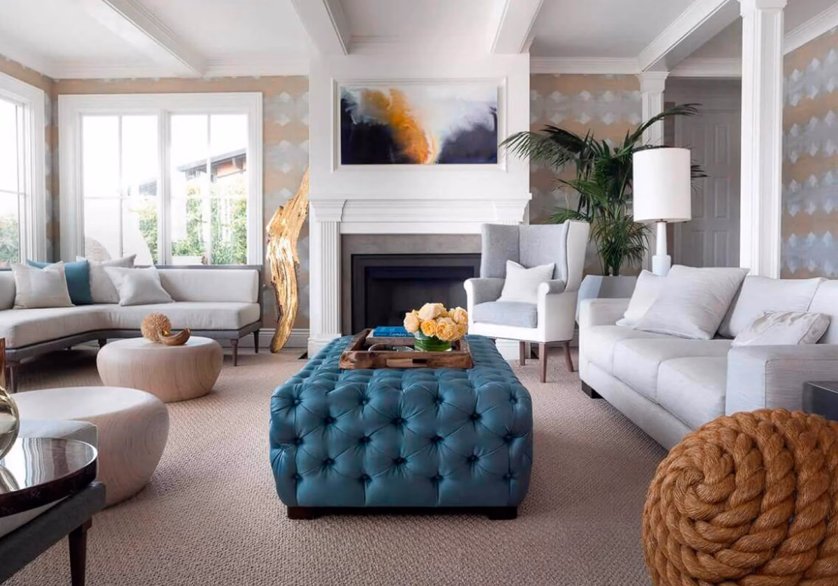 Puff Espelhado Glam: Brilho e Charme Refinados - inspiração