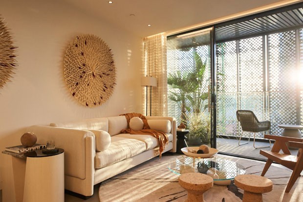 Sala Aconchegante com Texturas Naturais e Cores Terrosas - ideia