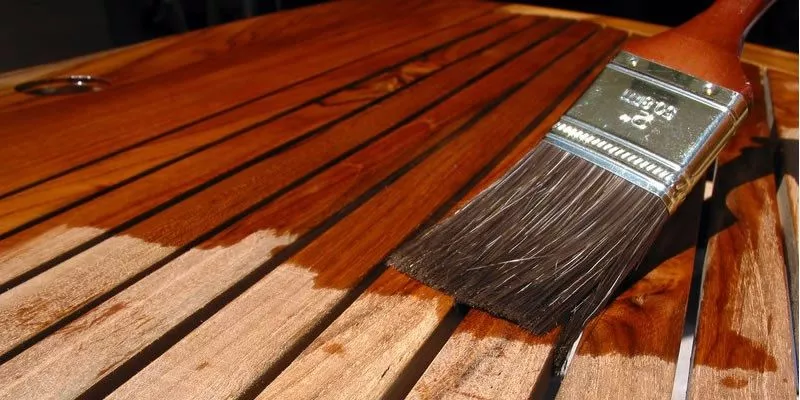 Verniz e Detalhes em Resina: Criatividade Sem Limites - detalhe