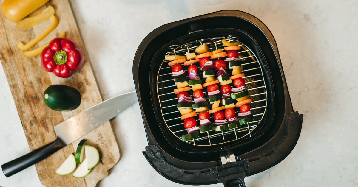 Ataque Preventivo: Limpeza Imediata Após o Uso com Pano Úmido - detalhe
